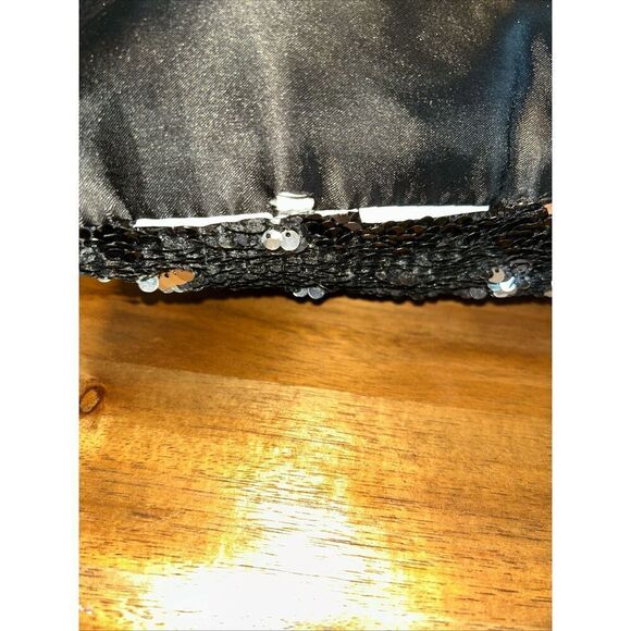 Gold Silver Black REVERSIBLE SEQUIN THROW PILLOWs Set Of 3 (1) 17” (2) 14” - Picture 5 of 5